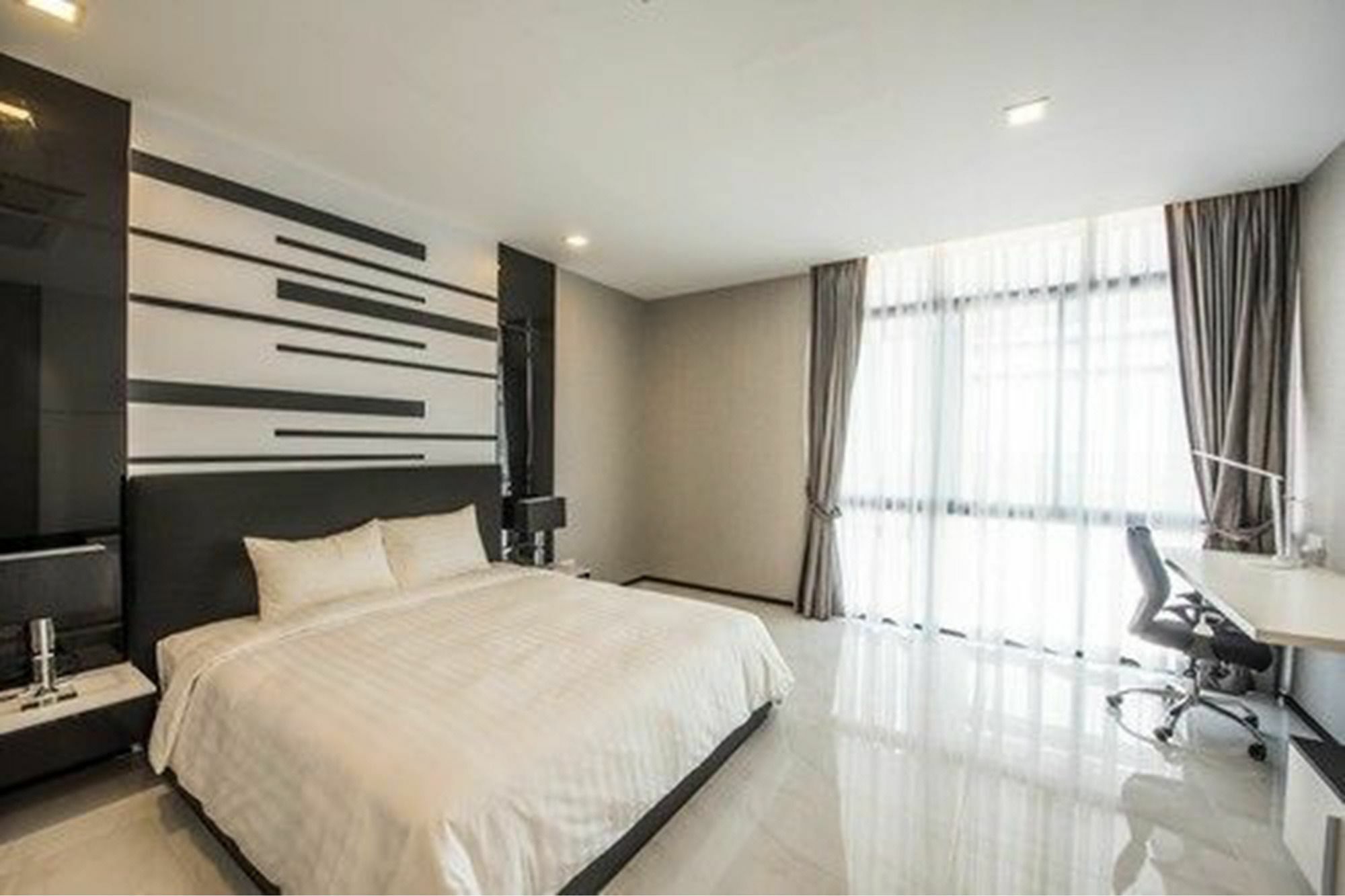 Maline Exclusive Serviced Apartments بنوم بنه المظهر الخارجي الصورة
